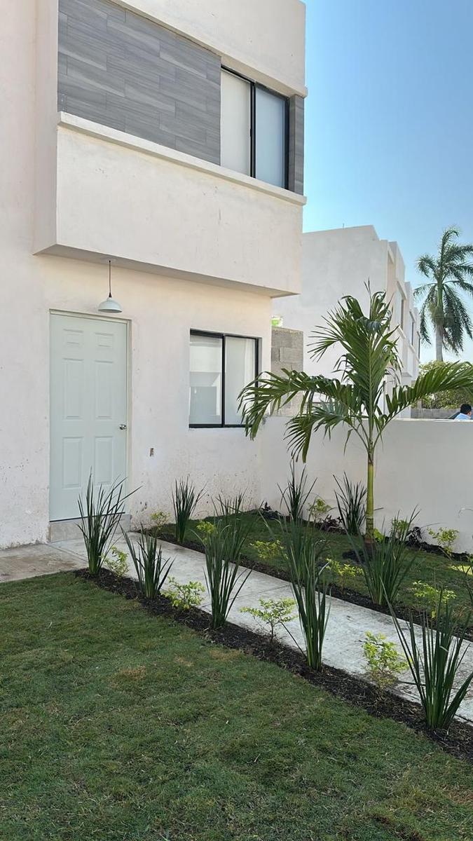 Casa en venta en Fraccionamiento Jardines de Champayan, Tampico